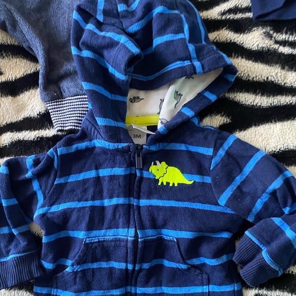 Baby boy sweatshirt hoodie bundle - Picture 3 of 5